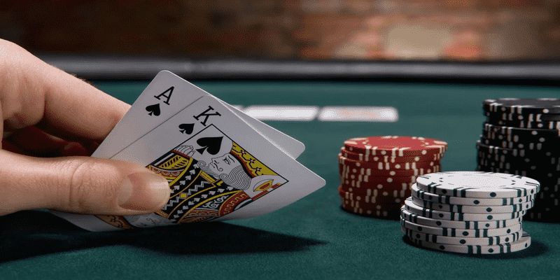 Tìm hiểu Poker là gì?